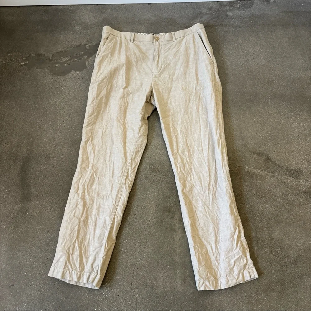 Banana Republic Kentfield Men's linen Khaki Chinos
